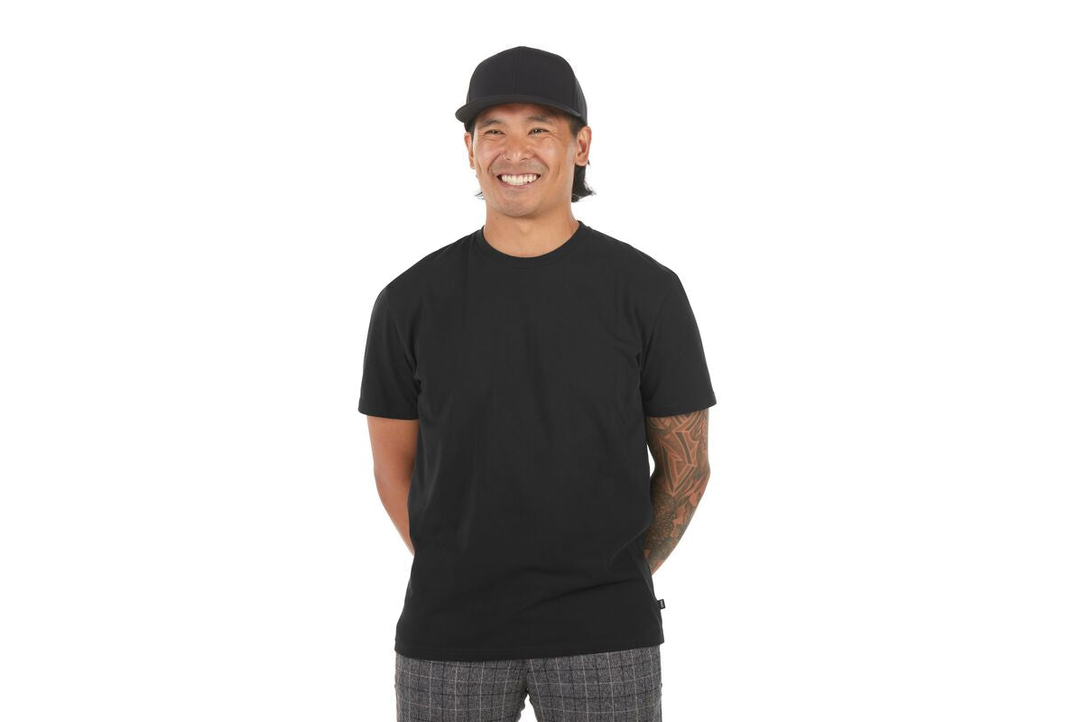 everyday-crew-neck-t-shirt-y3 Black_Front_2-1__SST001002XS__SST001002S__SST001002M__SST001002L__SST001002XL__SST0010022XL__SST0010023XL.jpg