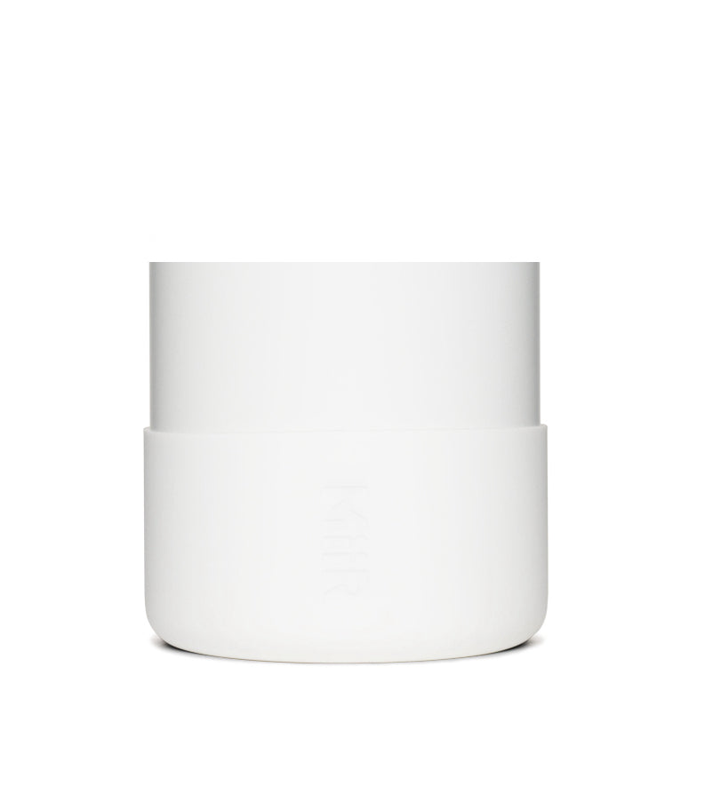 silicone-boot-r9 Silicone_Boot_32oz_42oz_White_Studio_0821_On_Bottle_7c7df284-5bee-4f24-a031-14b02db7328f__SLB1PN34001.jpg
