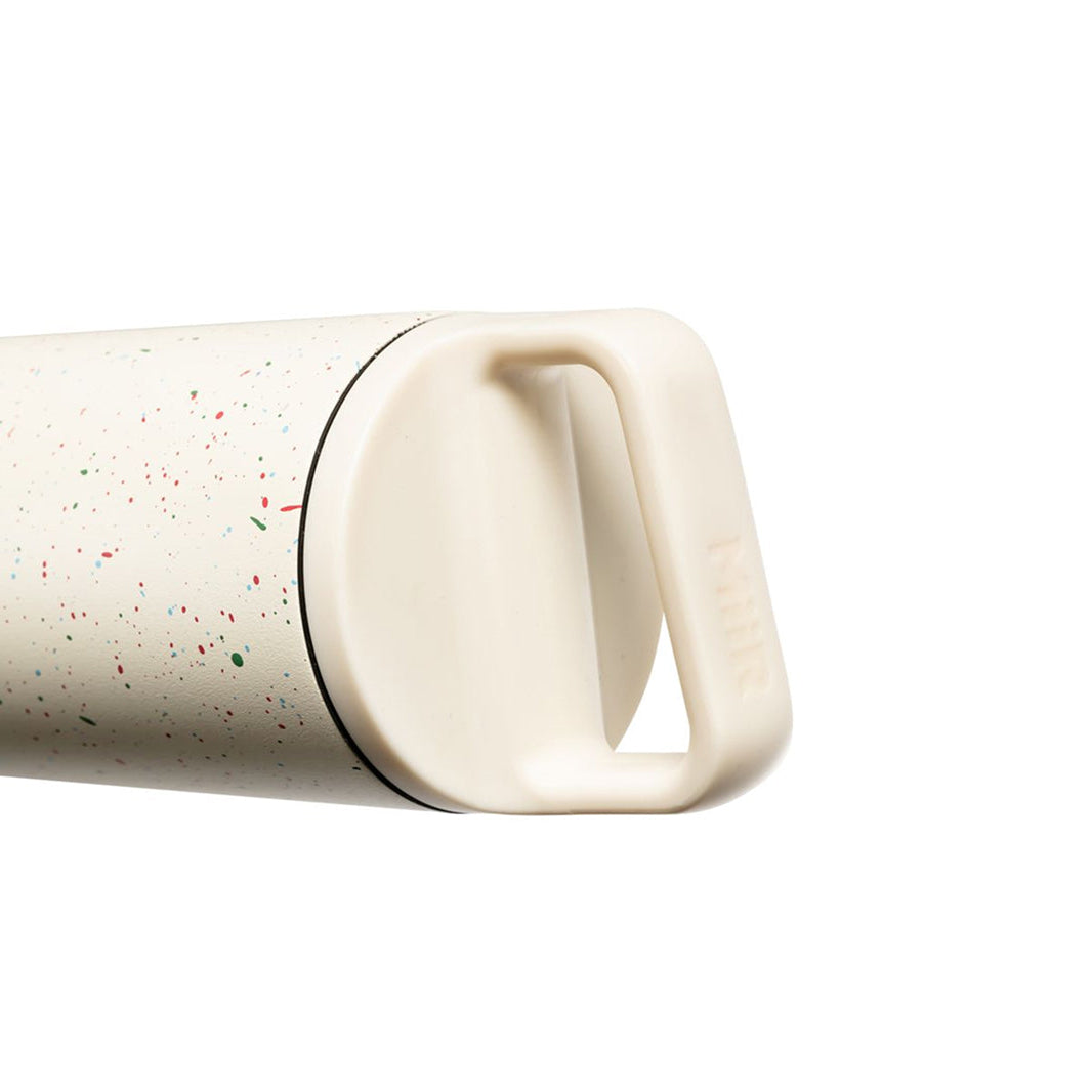 wide-mouth-h7 WebPDP-20oz_Wide_Mouth_Bottle_Party__WMB2SV20230_x2Studio_45deg.jpg