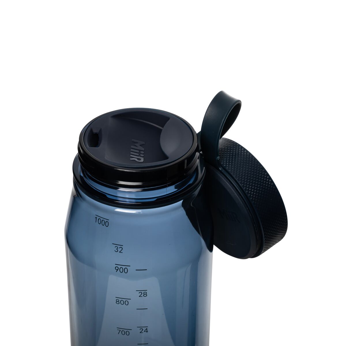 everywhere-bottle-i8 WebPDP-33oz_Everywhere_Bottle_TidalBlue__EWB1PN32215_X2Studio_TetherTwist.jpg