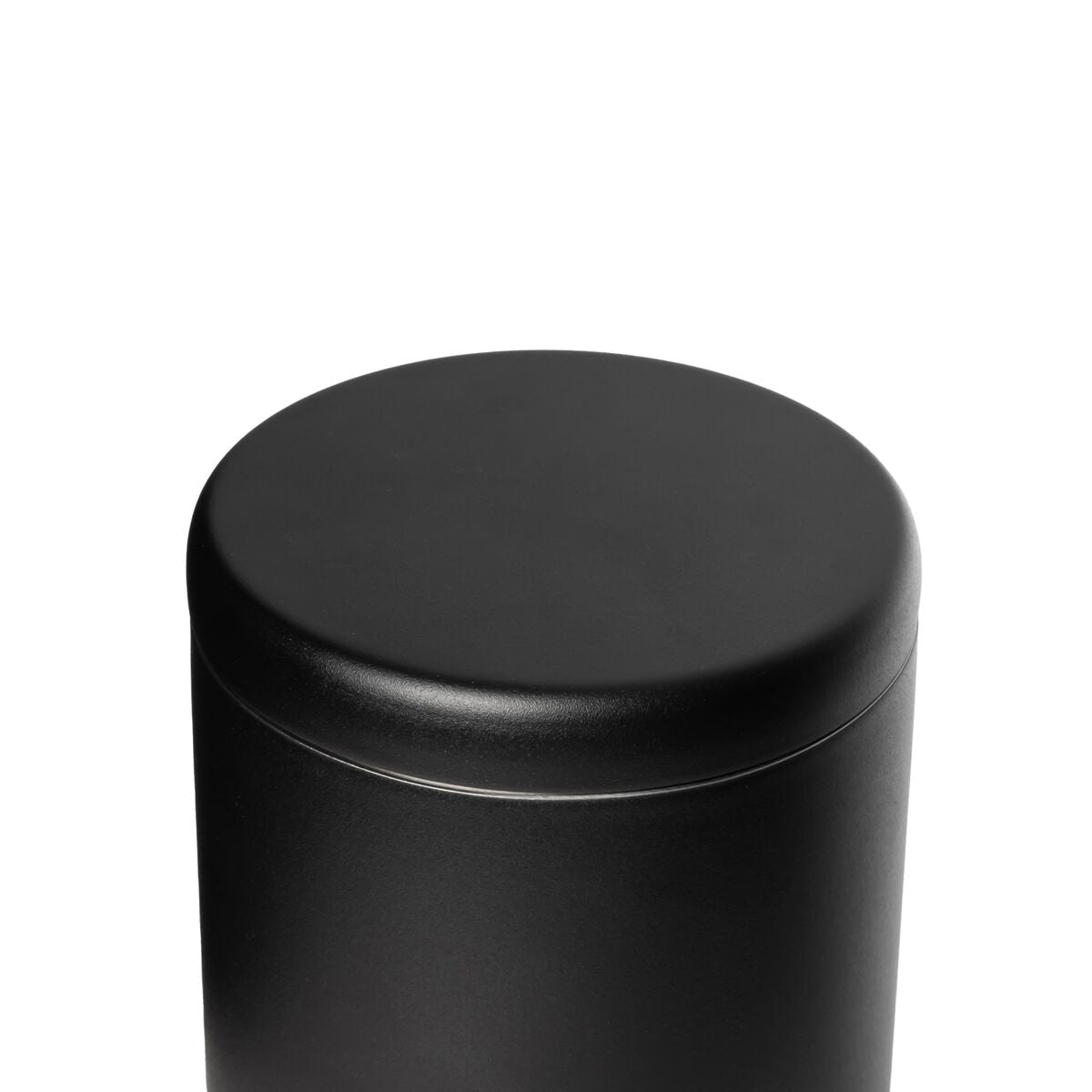 airlock-coffee-canister-e2 WebPDP-Airlock_Coffee_Canister__ACN2SVOS002_Black_X2Studio_45_Deg_Lid_On.jpg