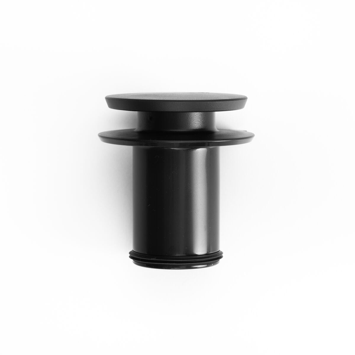 new-standard-carafe-q7 WebPDP-PolishedStainlessCarafe_33oz_SS_StudioX207182024_Lid__CAR1SVOS005.jpg