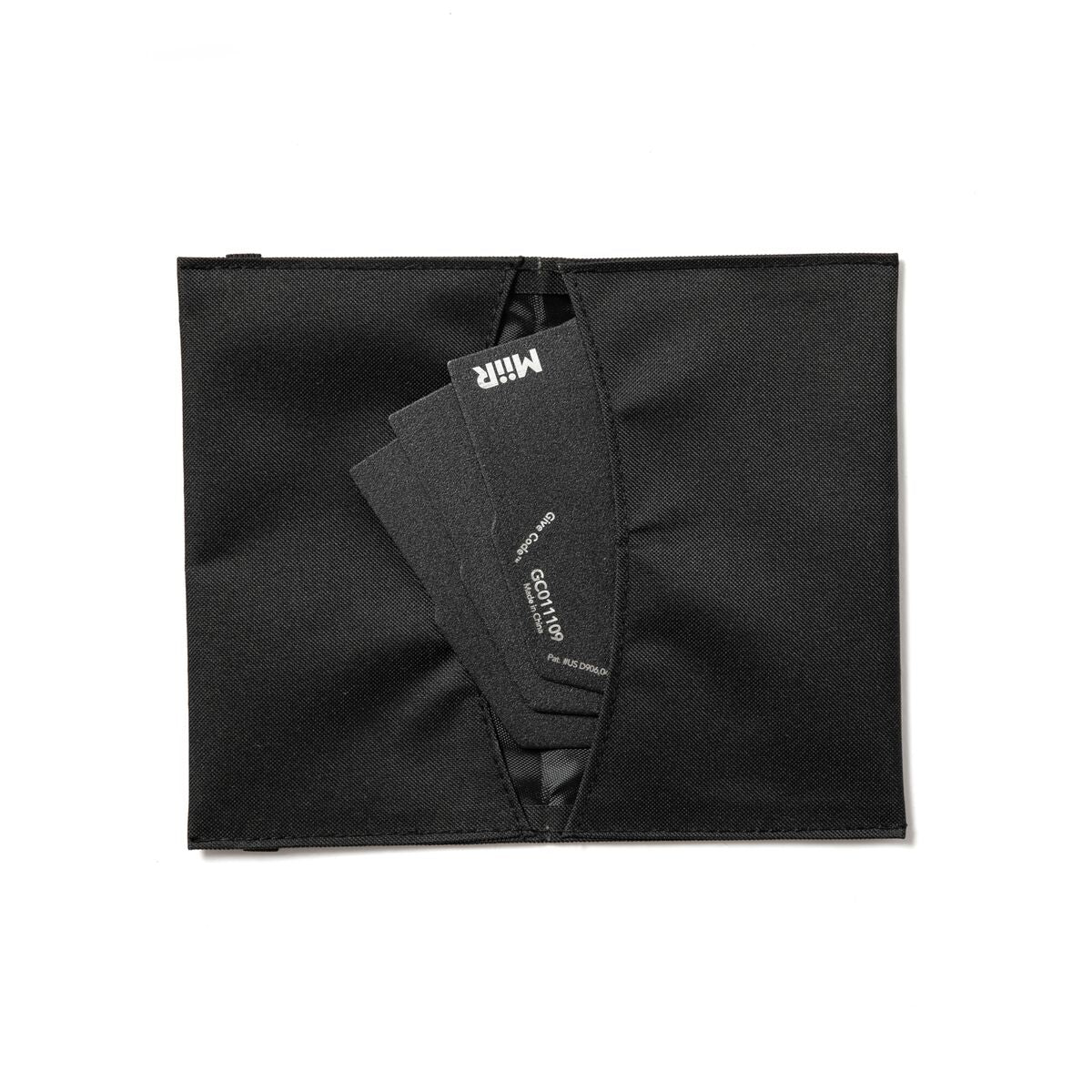 pourigami-z3 WebPDP-Pourigami_Black_Case__POG2SN00002_Studio_Open.jpg