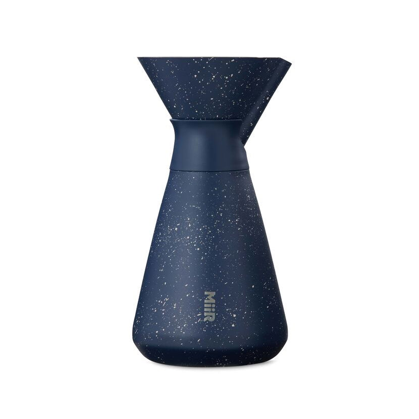 new-standard-carafe-q7 Web_PDP-33oz_New_Standard_Carafe_Tidal_Blue_Speckle_Studio_CAR1SVOS225__Front.jpg